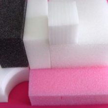 新疆烏魯木齊伊寧氣泡膜包裝廠 恒盛正中包裝供應(yīng)價格 中國供應(yīng)商